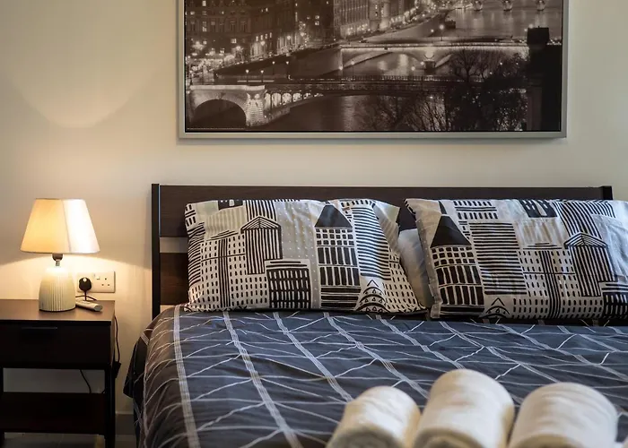 6th Floor Spinola Seaview In St Julians