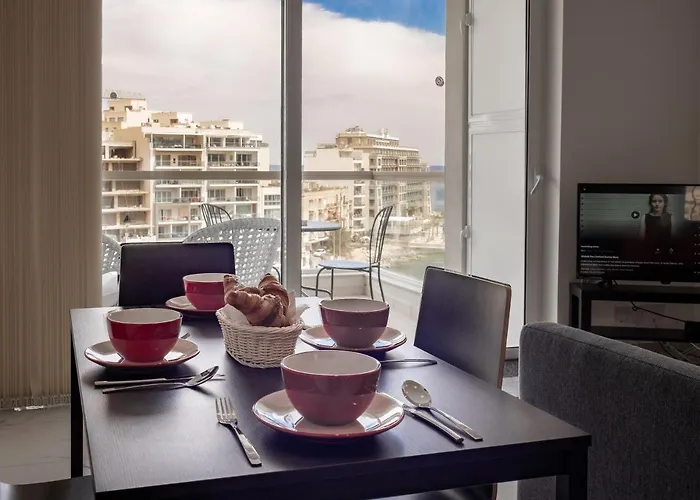 6th Floor Spinola Seaview In St Julians 公寓
