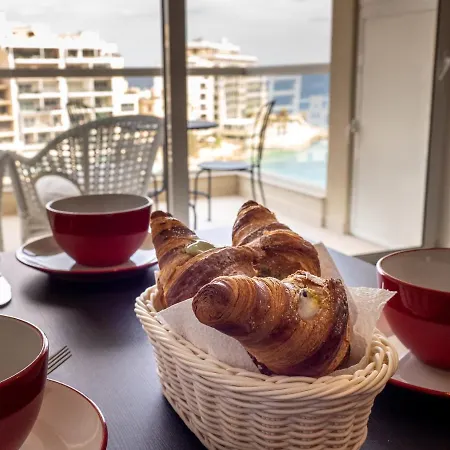 6th Floor Spinola Seaview In St Julians Lägenhet